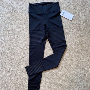 Rise Luna Leggings Black NWT